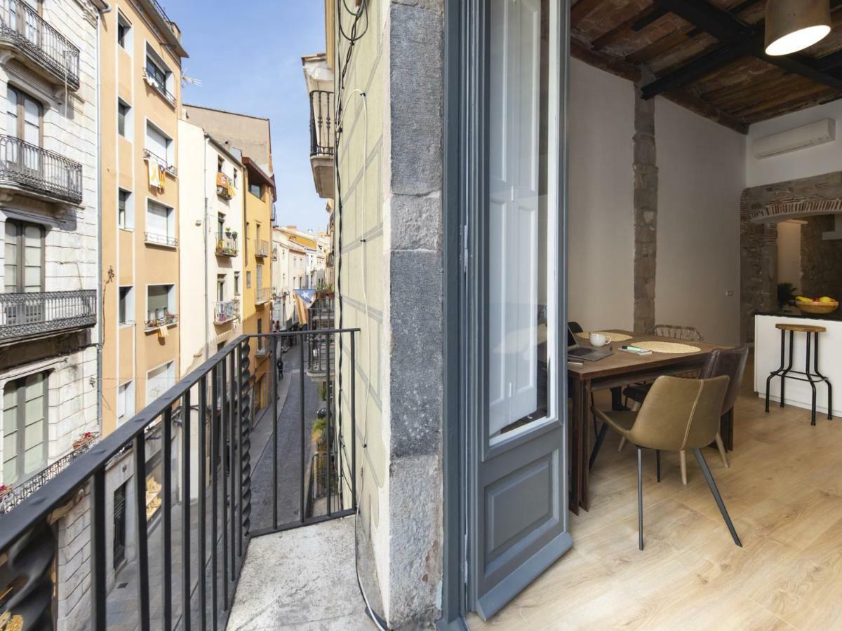 Bravissimo Bali, Beautiful 2 Bedroom Apartment Girona Bagian luar foto